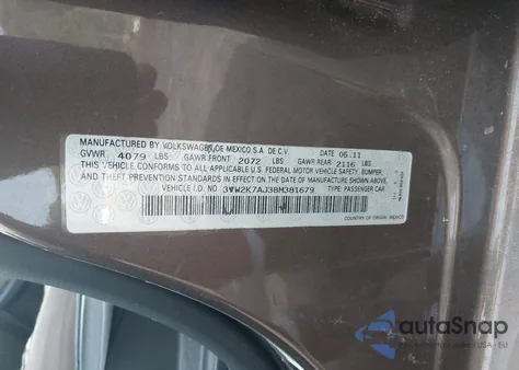 2011 Volkswagen Jetta 2.0L S z USA, uszkodzony, nr VIN 3VW2K7AJ3BM381679